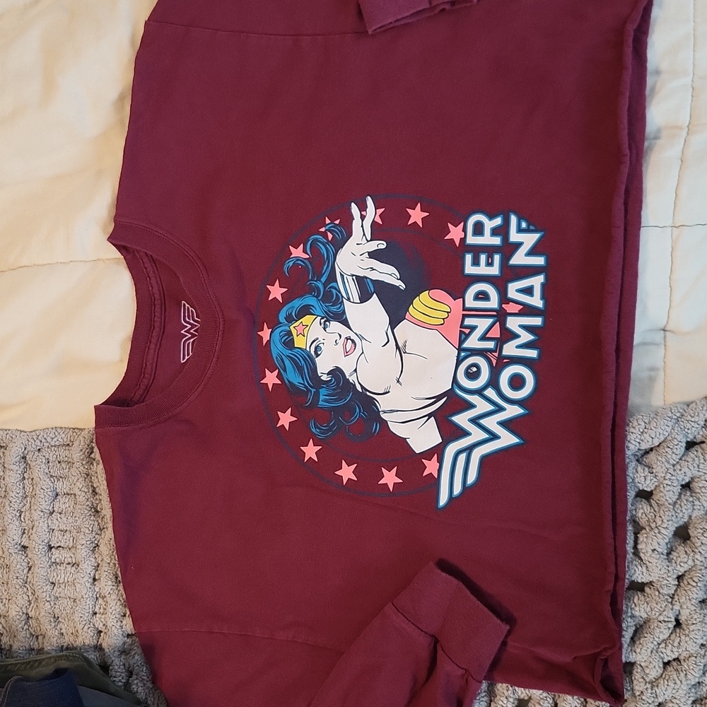 Wonder Woman crop long sleeve